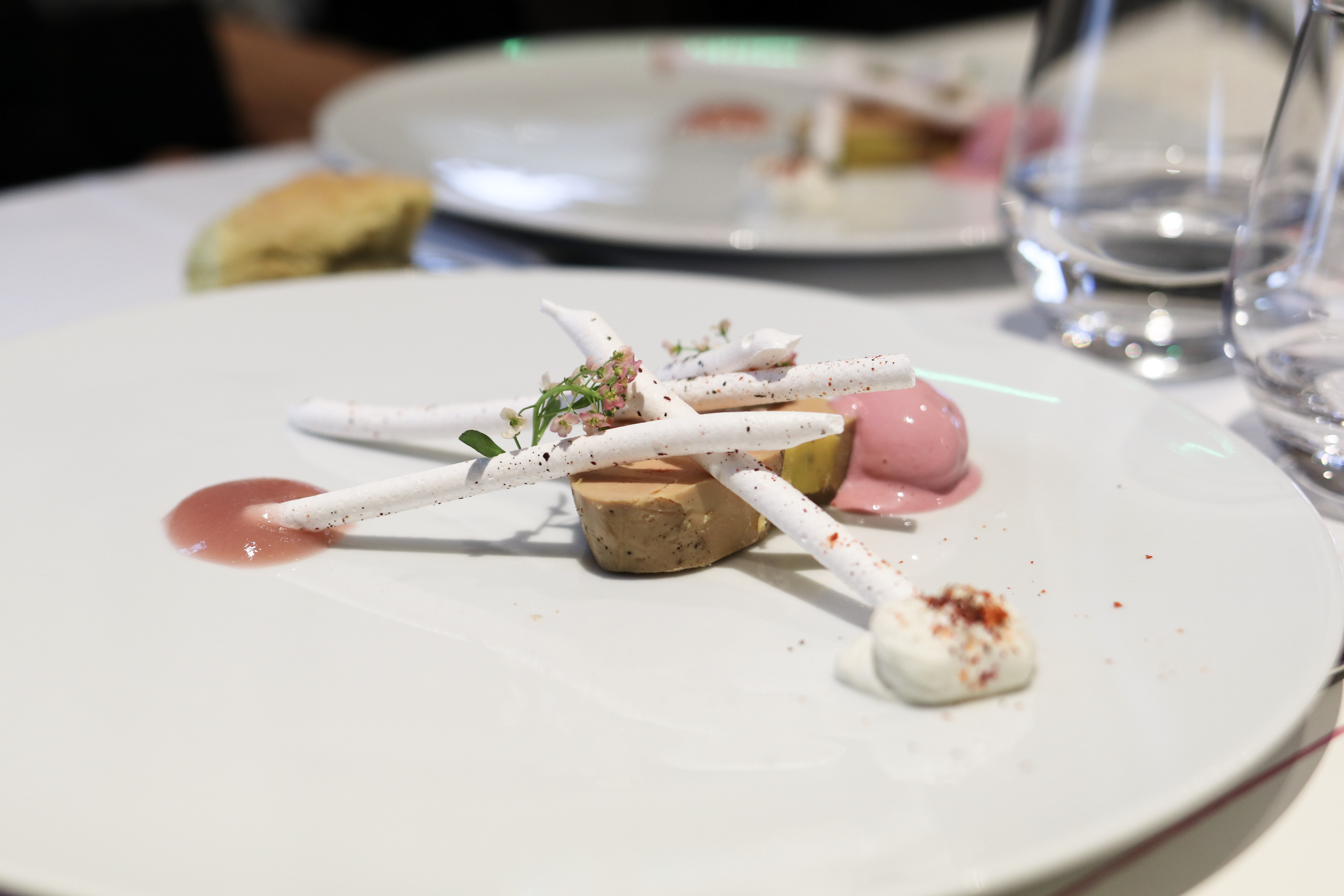 Vacherin - Foie gras de canard du Pays Basque, miel-hydromel et chantilly fumée